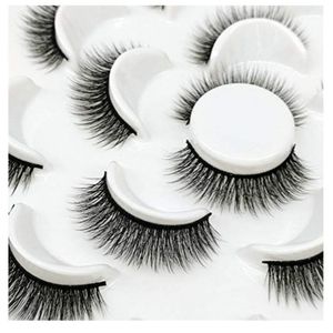 Short thick false eyelashes